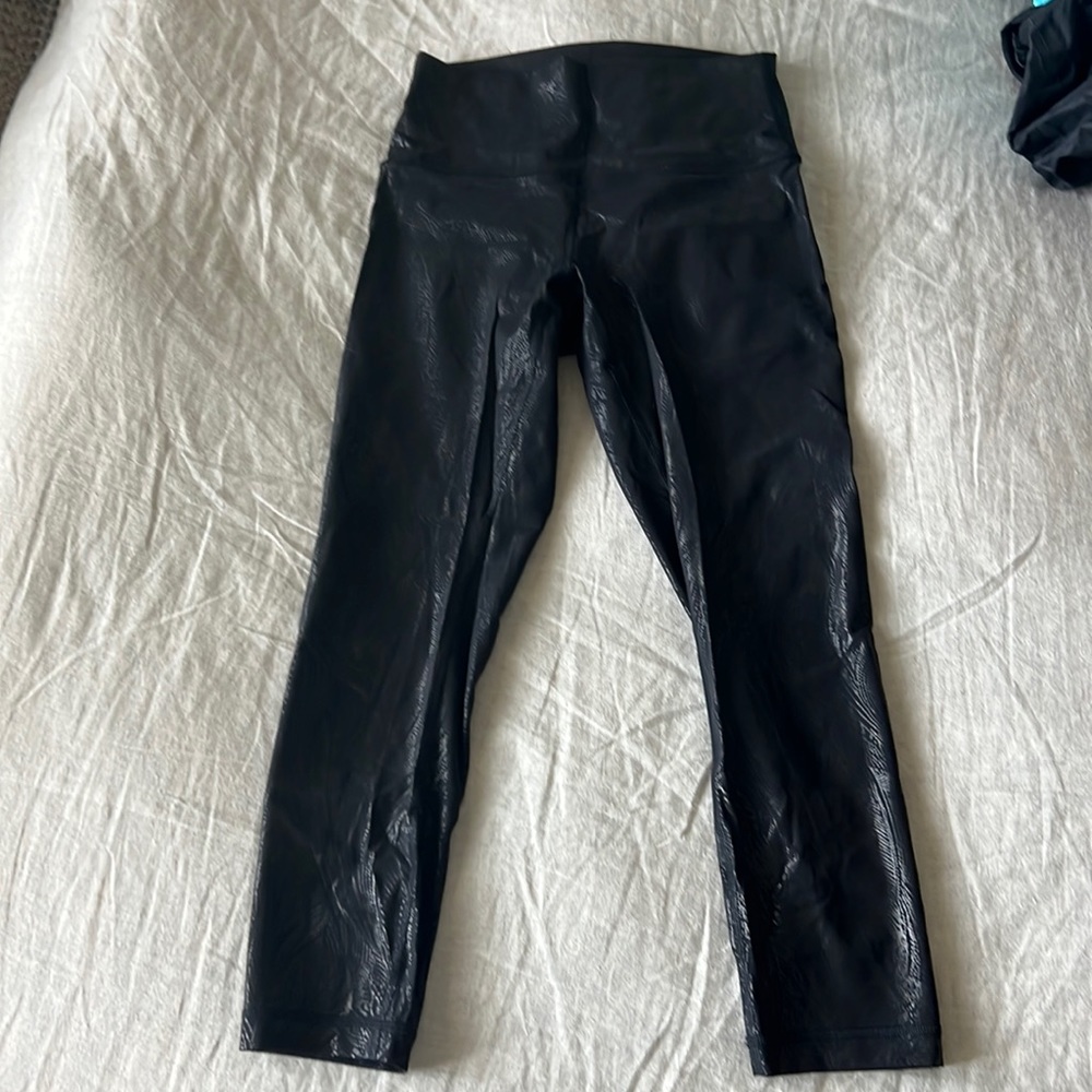 Lululemon Limited edition metallic print leggings